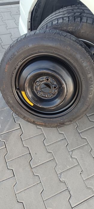 Продам зимнию резину 17