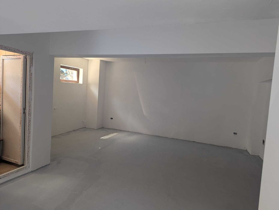 Inchirere spatiu demisol 130mp b-dul Mamaia