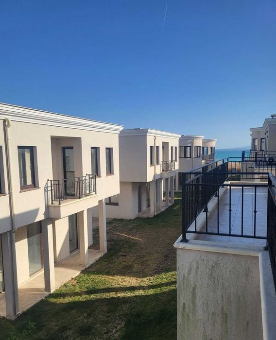 Дава се под наем Къща в Бургас, Сарафово - 140 кв.м за 897.6 € - Снимка #5