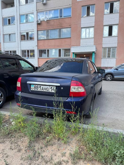 Lada priora 2011