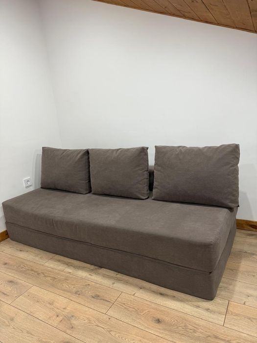 Продам два дивана