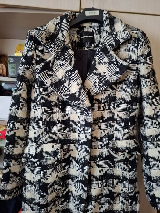 Оригинално, леко палто