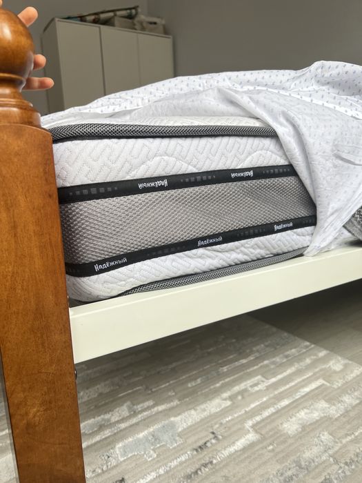 Кровать двухспальный