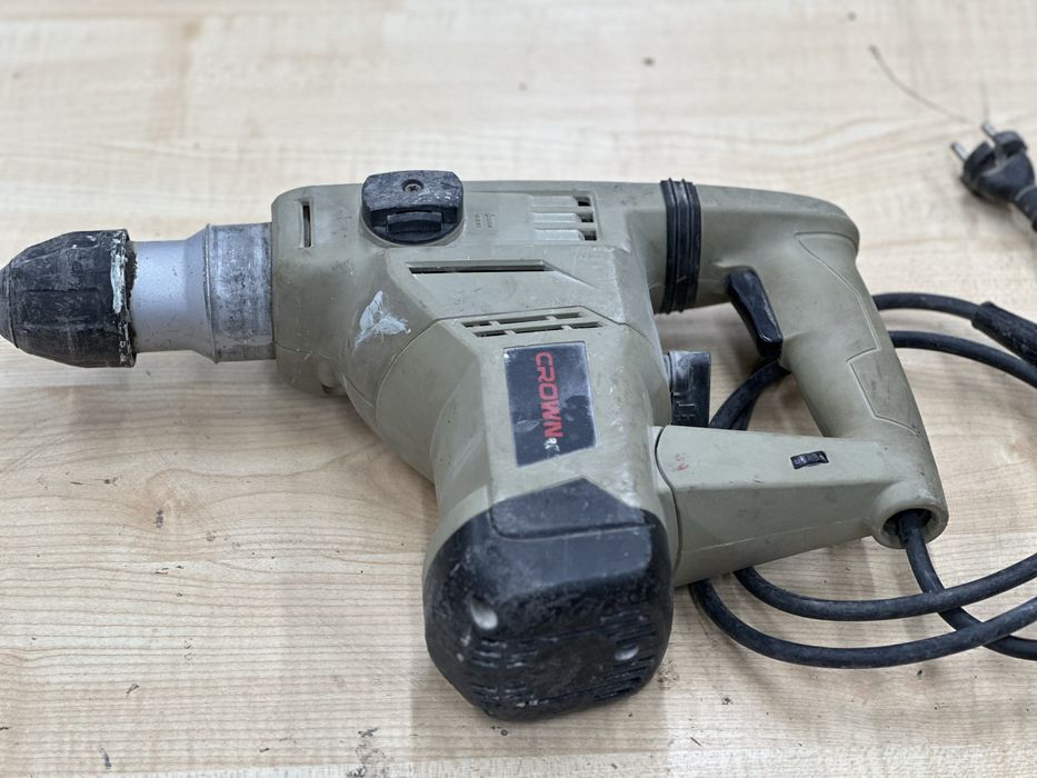 Перфоратор crown вертикальный