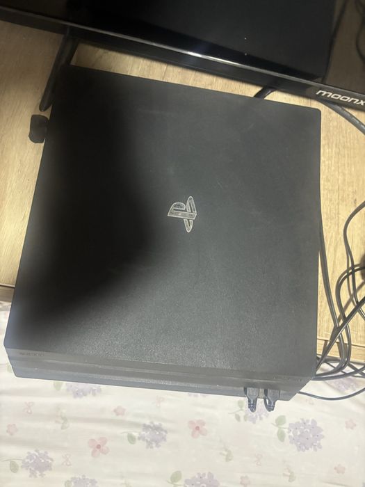 Plastation 4 pro