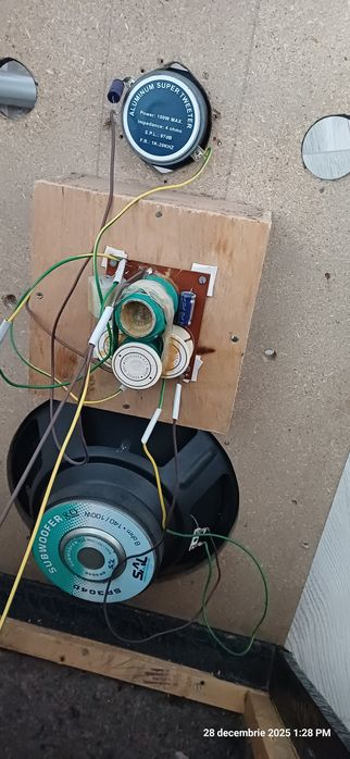 Statie Sony + 2 boxe