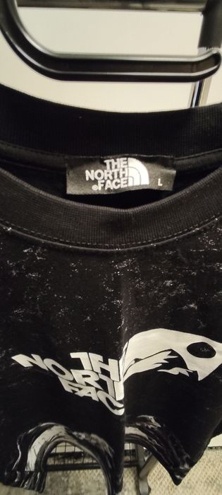 Tricou North Face , model deosebit și calitativ
