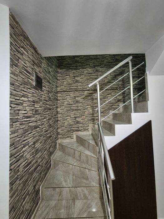 Apartament 2 camere cu scara interioara si centrala proprie, bloc nou