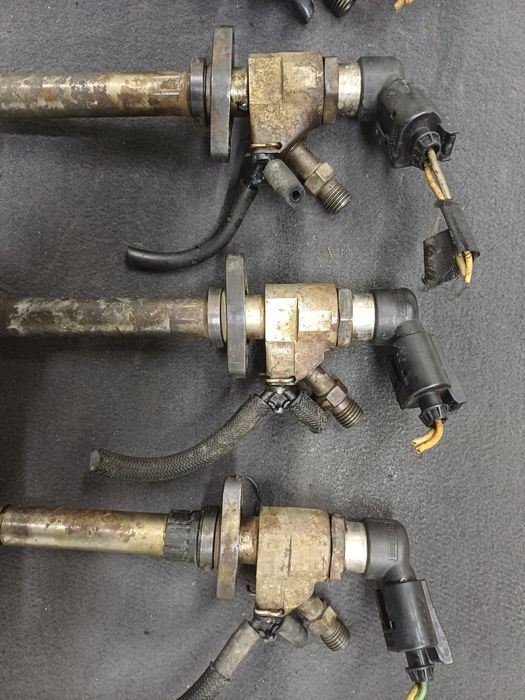 Дюзи за 2.0.хди 136 коня сименсс