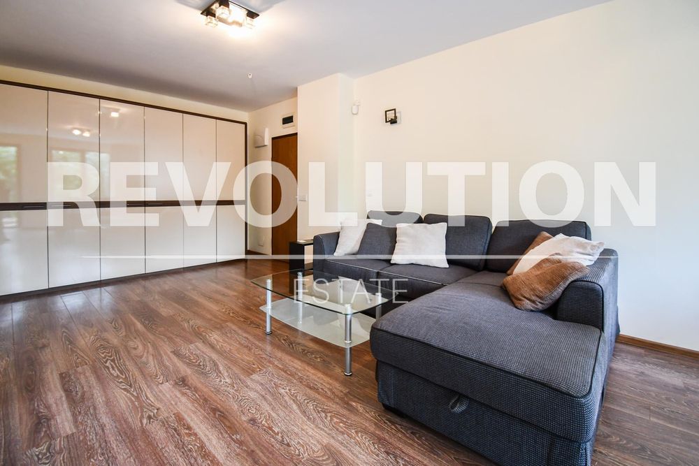 Дава се под наем Двустаен апартамент в София, Симеоново - 80 кв.м за 650 € - Снимка #2