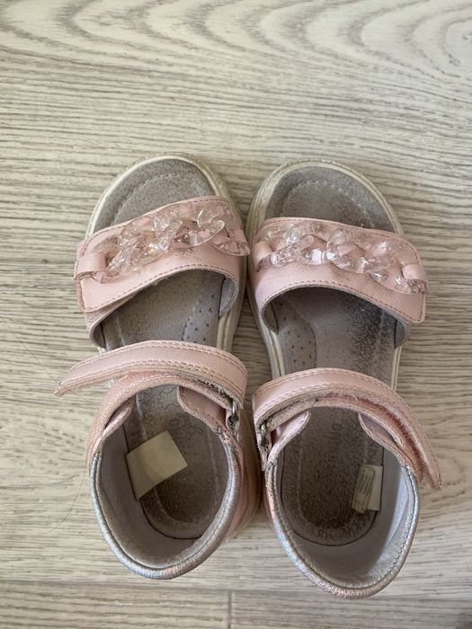 Сандали для девочки