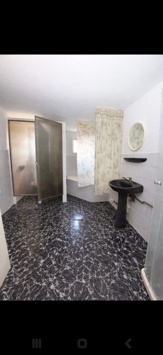 Casă de vânzare situată în zona Stadionului Marghita