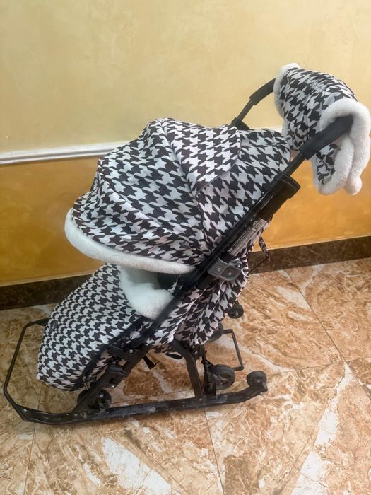 Детская санка-коляска