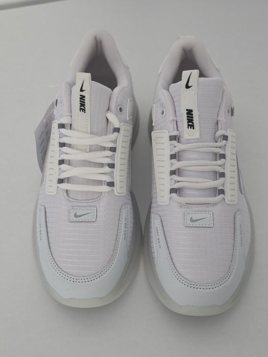 Nike Zoom Vomero Roam  alb