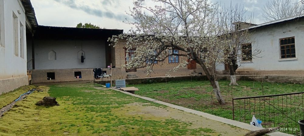 Уй сотилади 12 сотих