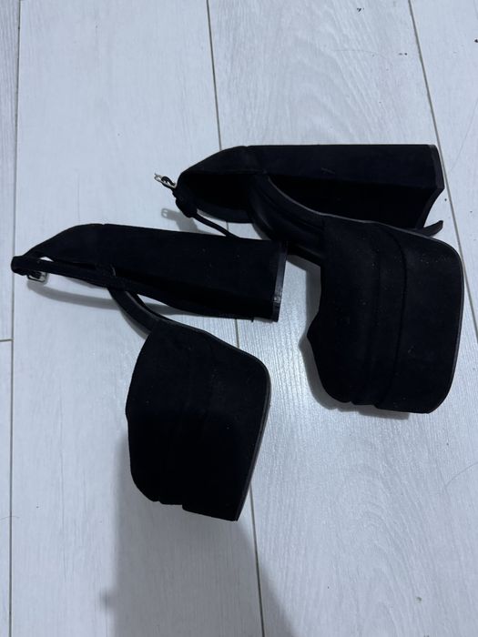 Туфли братц почти новые