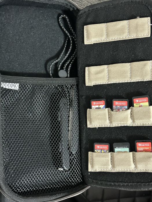 Consola Nintendo Switch Oled + jocuri