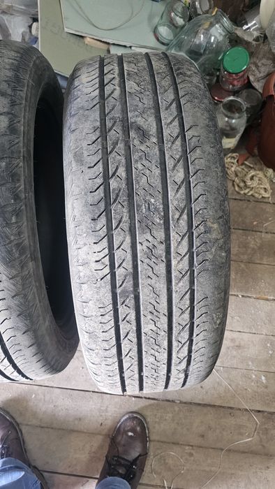 Продам летние шины BRIDGESTONE 235/55/19