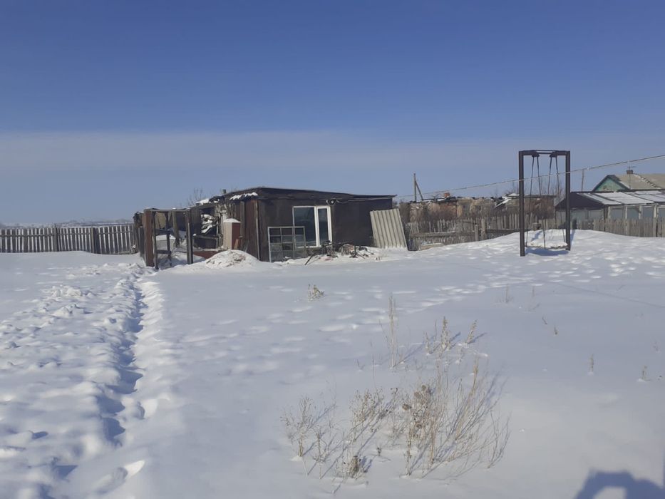 Обменяю дом на квартиру