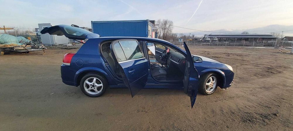 Opel Signum 1.9 cdti diesel 150cp an 2008,6 +1 trepte cu carte service