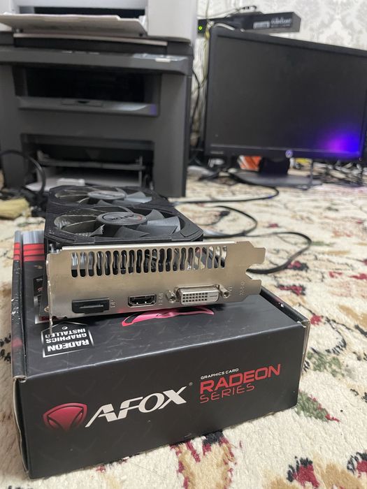 Продам видеокарту RX550 4GB DDR5