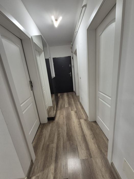 Inchiriez garsoniera