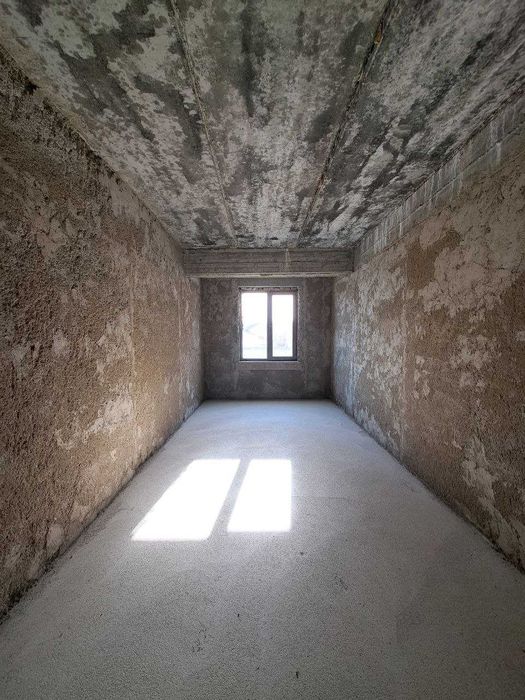 3х комнатная квартира 90кв/м, без глухих комнат на районе Вокзала