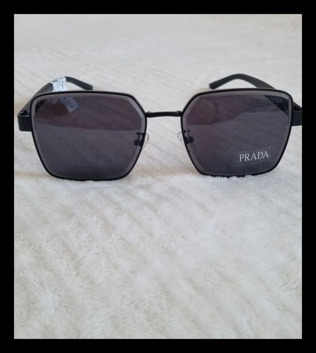 Ochelari unisex prada