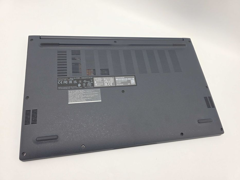 Laptop ASUS VivoBook 15 FullHD R1504VA i7-1355U 16GB Ram 500 Gb M2