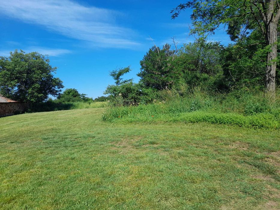 Дава се под наем Гараж / Паркомясто в Плевен, Индустриална зона - 1250 кв.м за 17850 € - Снимка #4