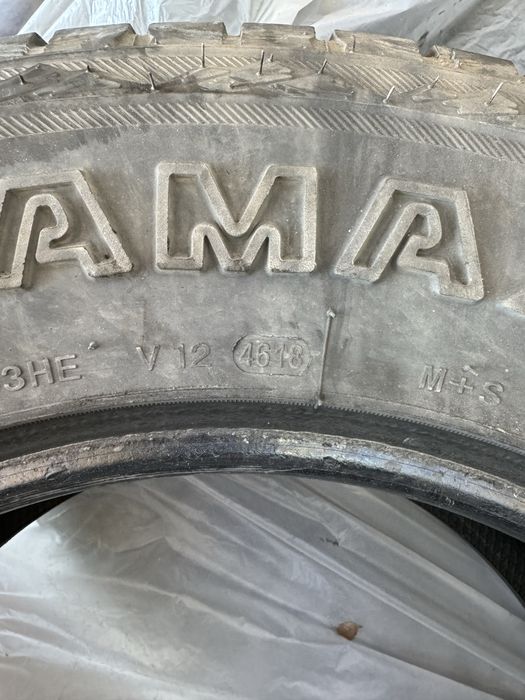 всесезонные шины в хорошем состоянии