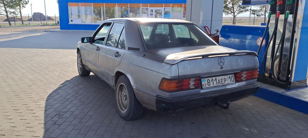 Продам мерседес 190