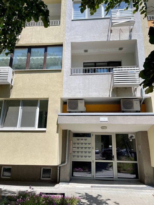 Дава се под наем Двустаен апартамент в Бургас, Изгрев - 48 кв.м за 598.23 € - Снимка #15