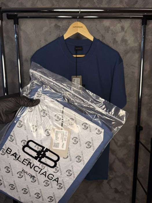 Tricou Balenciaga