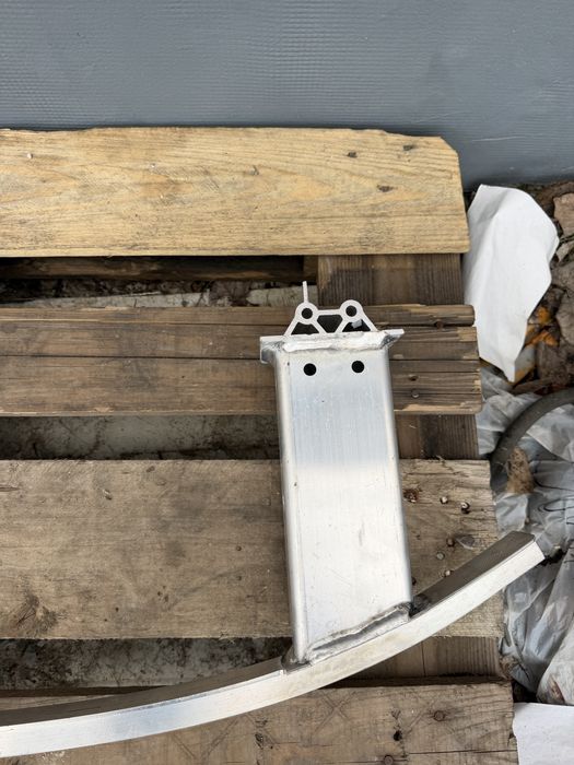 Задна греда под бронята Volvo S60 V60 2017-