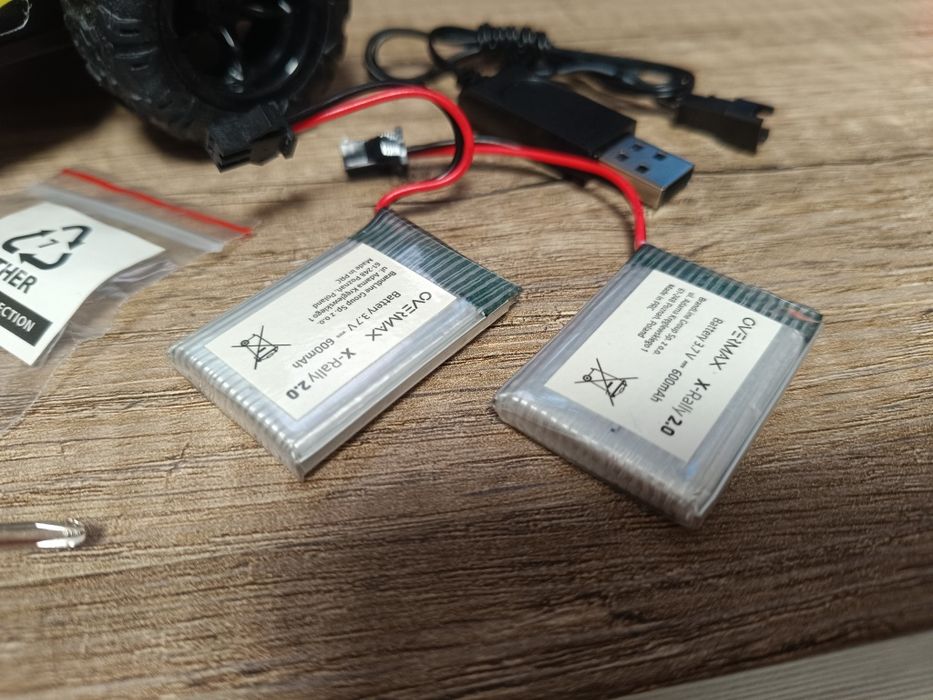 Mașinuță RC cu telecomanda Overmax X-Rally 1:22, 25km/h 100m