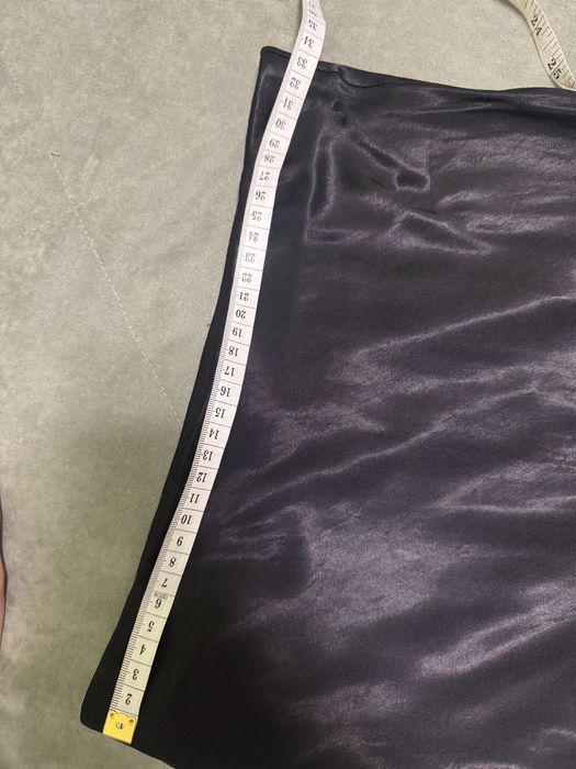 Дамска сатенена пола Hm