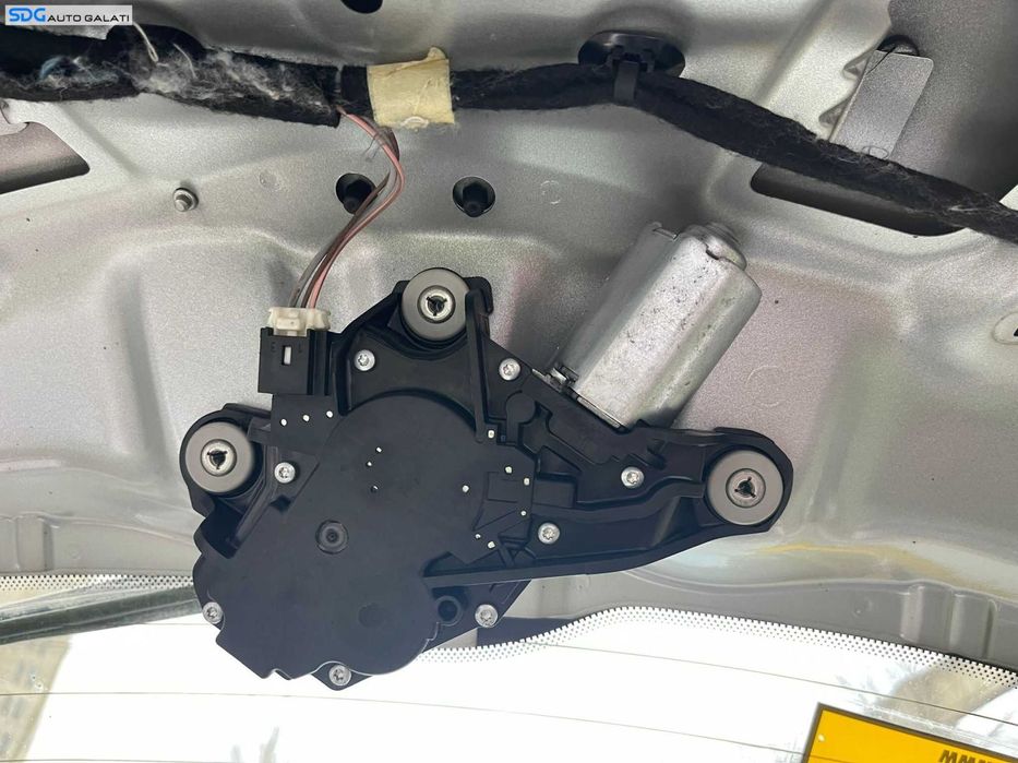 Motoras Stergator Geam Sticla Luneta Haion Haion Portbagaj Renault Megane 3 2008 - 2015 Cod 0390201847 287100007R 287100007 [C2207]