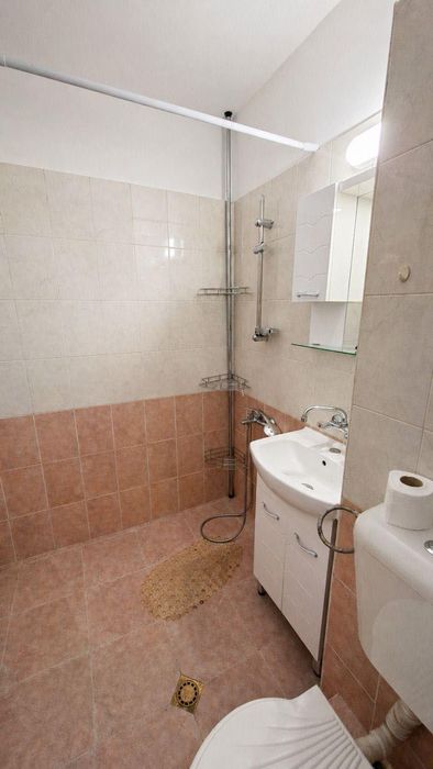 Едностаен апартамент в ж.к. Люлин 6.