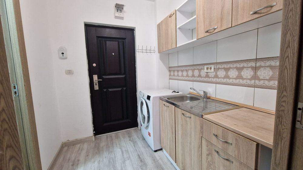 Garsonieră zona Uta, bloc renovat și izolat termic