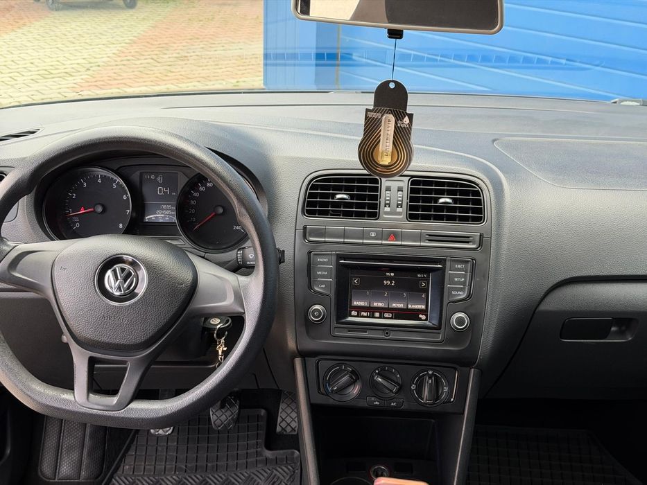 VW Polo 2016 1.0 Benzină / AC / Întreținut / Fiscal pe loc