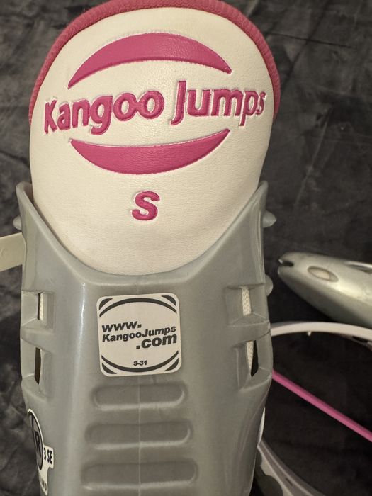 Kangoo Jumps XR3 SE originale, mărimea S, cu rucsac – stare foarte bună