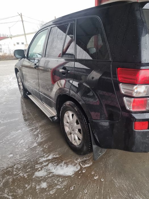 Vând suzuki grand vitara