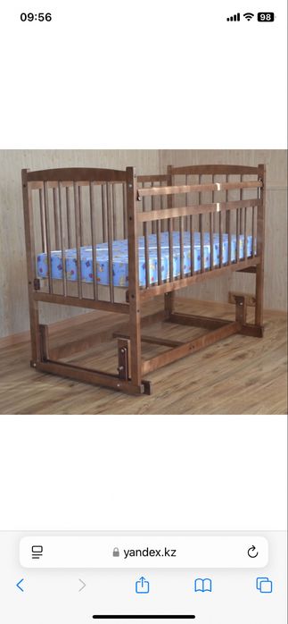 Отдам детскую кроватку с самовывозом. В разобранном виде, с матрасом.