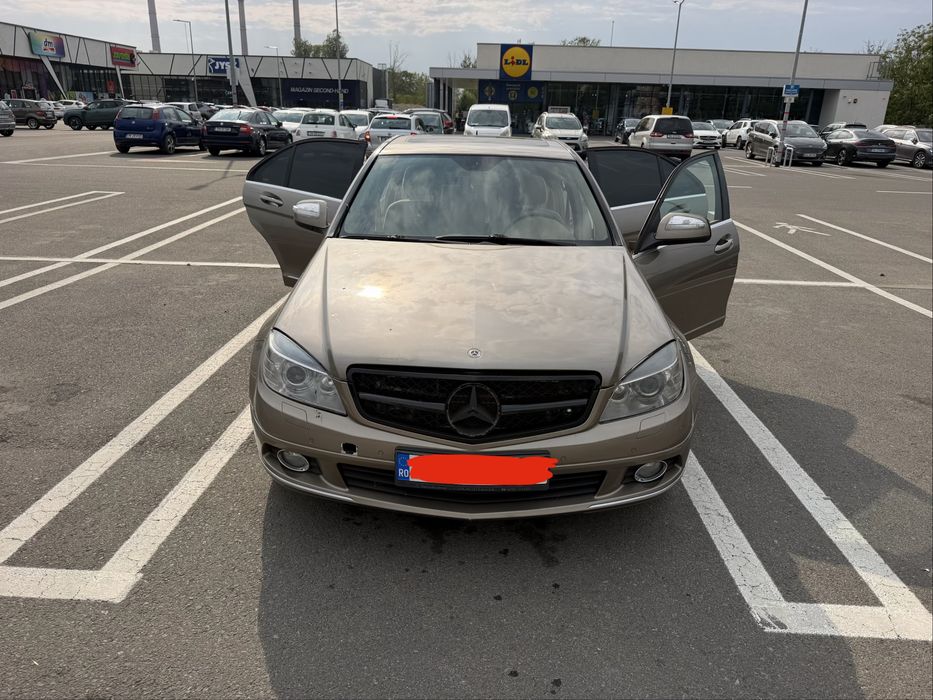 PRET FIX, Mercedes GOLD C320 CDI 4MATIC V6, ELEGANCE automat, trapă – 2007