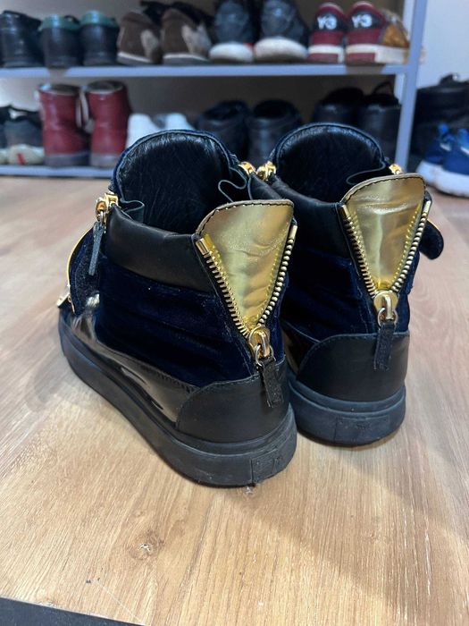 Giuseppe Zanotti Coby