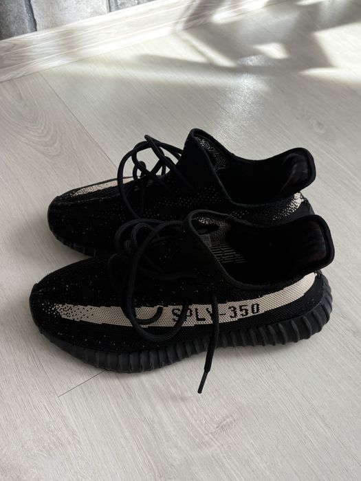 Yeezy 350 Boost Oreo