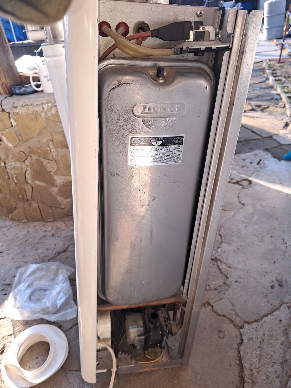 Газов котел (бойлер) гр. Сливен Даме Груев • OLX.bg
