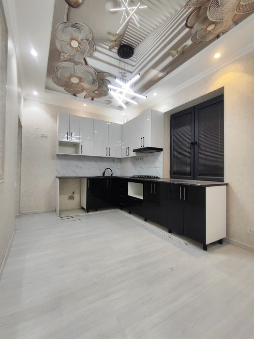 Яшнабодда 3-хона квартира сотилади