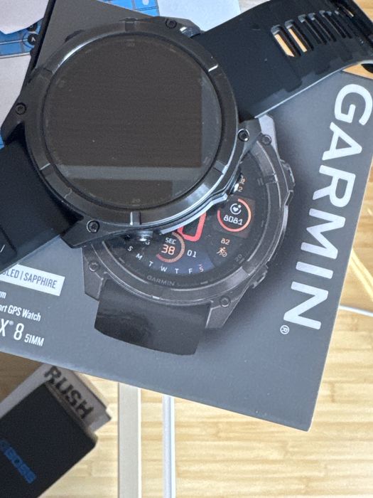 Vand Garmin Fenix 8 51mm AMOLED garantie